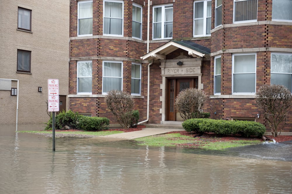 Three Ways To Stop A Flood And Water Damage Restoration Issues